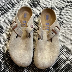 BIRKENSTOCK BOSTON CLOGS
